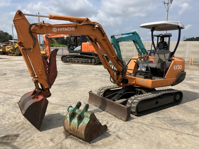 EX30