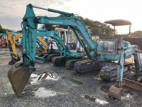 PC40-7E