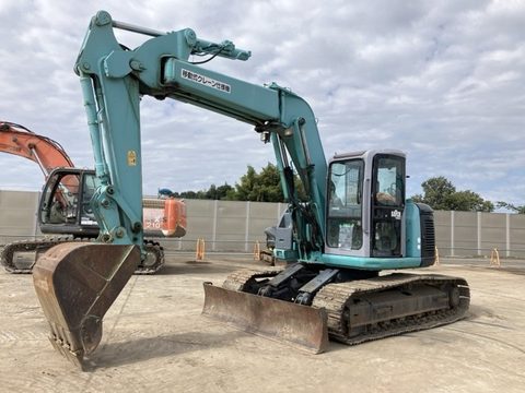 SK130UR-1E