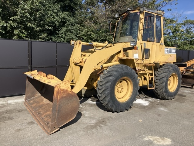 910F